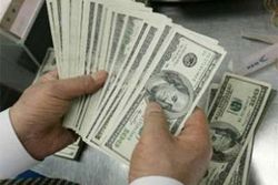ดอลลาร์สหรัฐแข็งค่าต่อเนื่อง หลังรัฐฯ เตรียมอุ้มธนาคารที่เกิดปัญหา