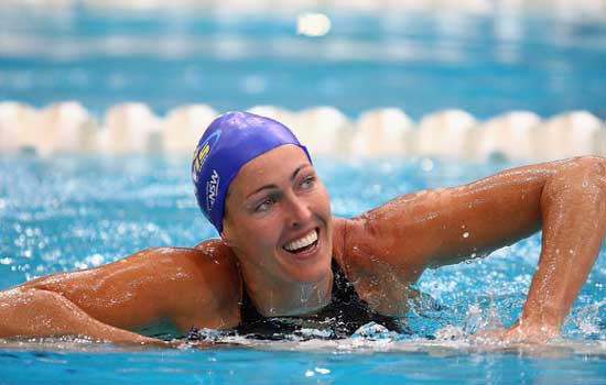 เงือกสวีเดนใส่ชุดว่ายน้ำ2ตัวโดนริบสถิติโลก