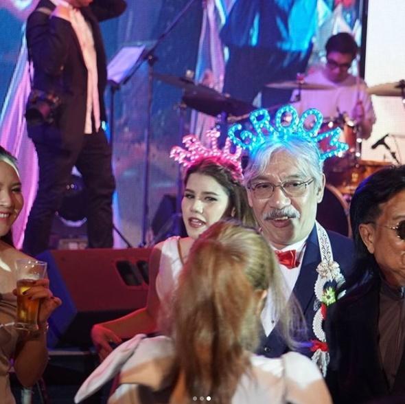 ตี่ กริช ทอมมัส แต่งงาน