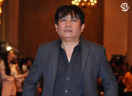 ป้อน นิพนธ์ ผิวเณร