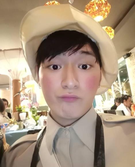 คริส พีรวัส