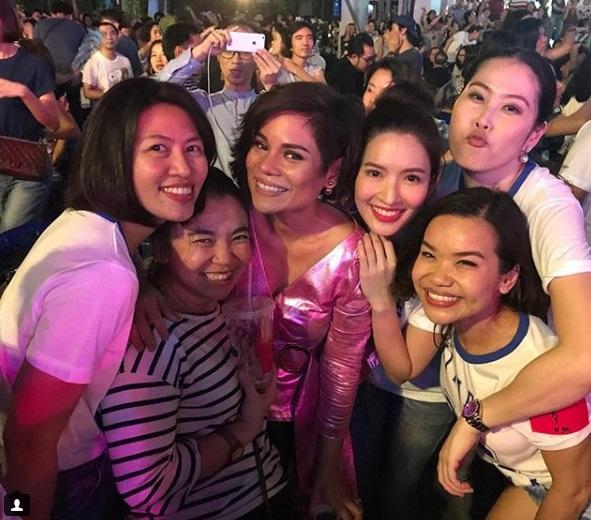 แอฟ ทักษอร