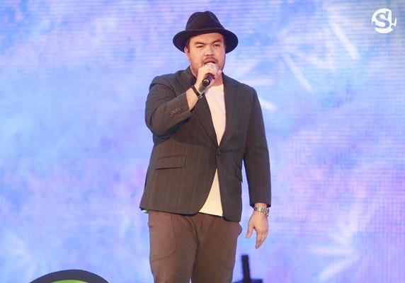 โอ๊ต ปราโมทย์