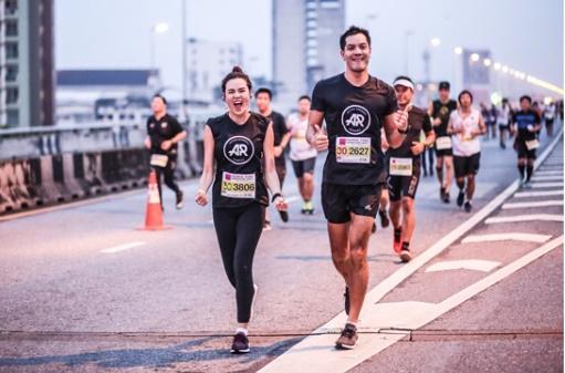 หญิง รฐา ตุลย์ ตุลยเทพ