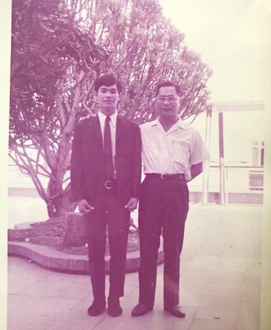 คุณปู่กับคุณพ่อ