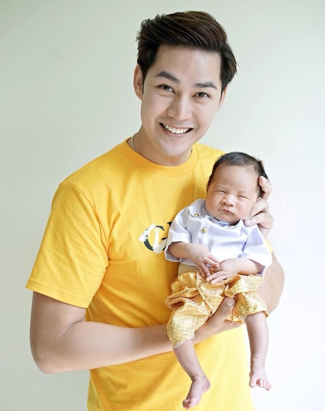 น้องเทรย์ ลูกชายแอมป์ พีรวัศ