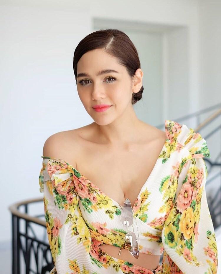 ชมพู่ อารยา