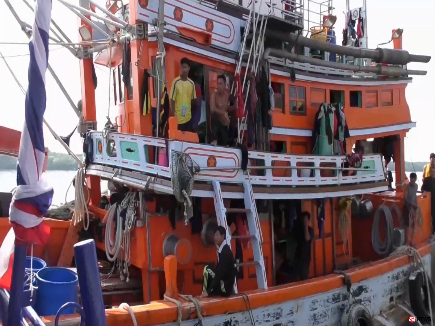 สุ่มตรวจเข้ม เรือประมงพาณิชย์ เพื่อป้องปรามการทำประมงผิดกฎหมาย