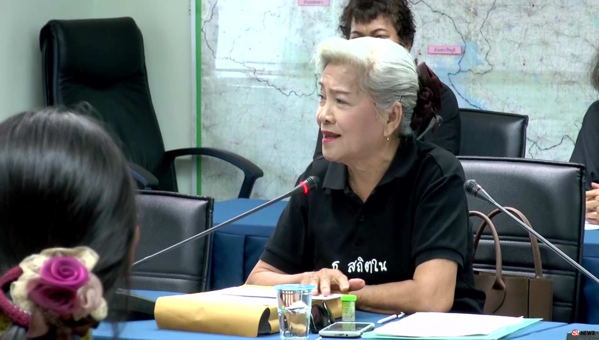 ช่างแต่งผมเสริมสวย ร่วมคัดค้านรัฐ เปิดให้ต่างด้าวทำอาชีพเสริมสวยได้เสรี