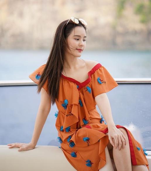 ออม สุชาร์ 