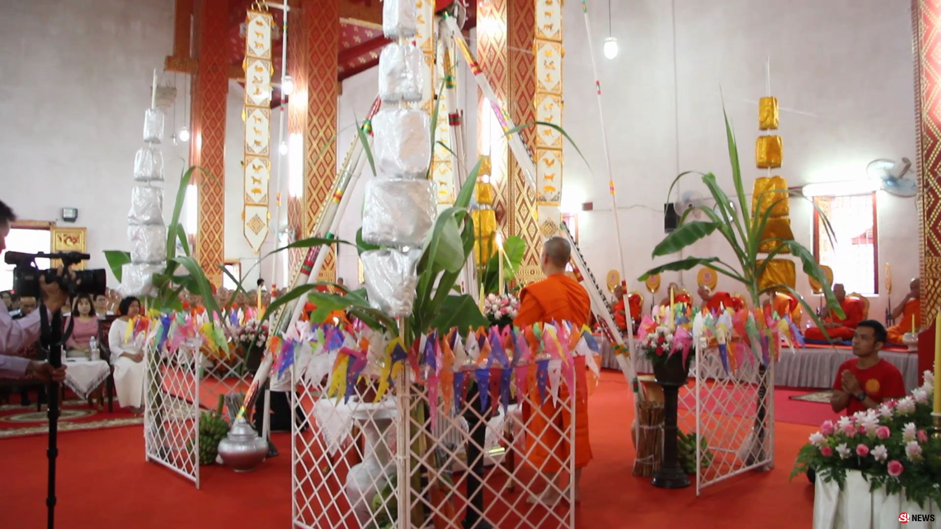 พะเยา...คณะสงฆ์ ผู้ว่าราชการ จ.พะเยา จะนำข้าราชการ ประชาชน เจริญพระพุทธมนต์อธิฐานจิตภาวนา เพื่อให้น้องๆ 13 คน ปลอดภัยกลับสู่อ้อมกอดพ่อแม่โดยเร็ว