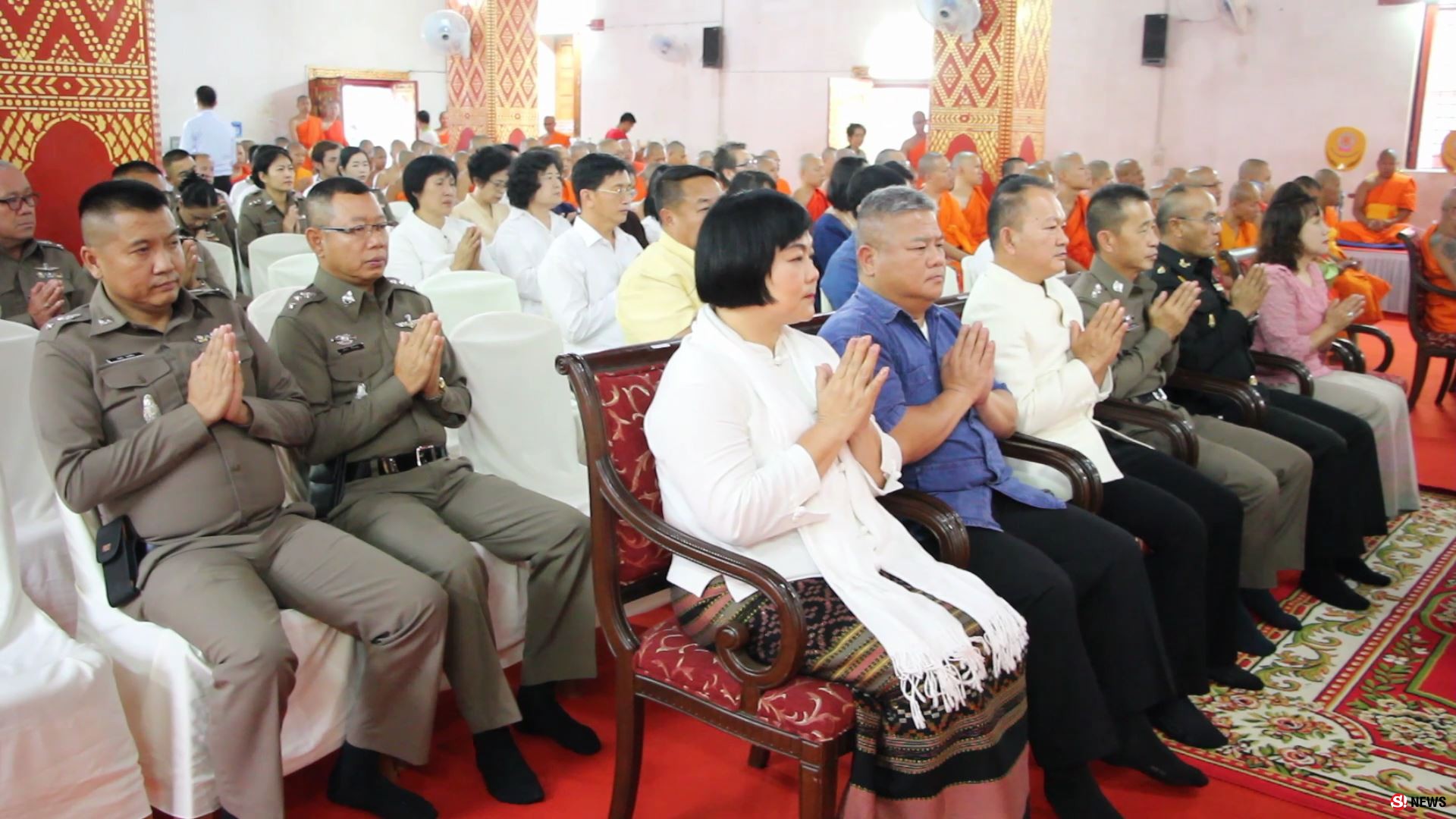 พะเยา...คณะสงฆ์ ผู้ว่าราชการ จ.พะเยา จะนำข้าราชการ ประชาชน เจริญพระพุทธมนต์อธิฐานจิตภาวนา เพื่อให้น้องๆ 13 คน ปลอดภัยกลับสู่อ้อมกอดพ่อแม่โดยเร็ว