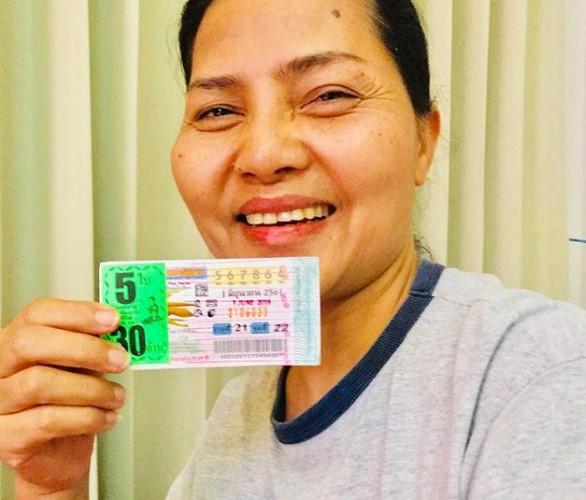 สุนารี ราชสีมา 