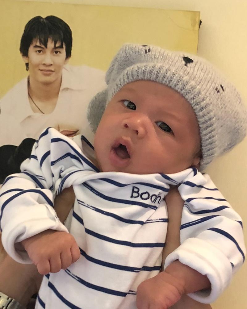 น้องโพธิ์ ลูกชายชาคริต