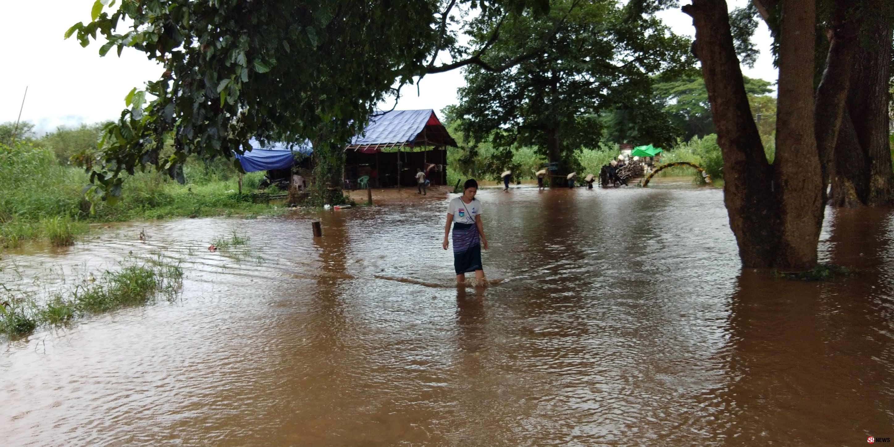 จ.ตาก - ฝนตกหนักชายแดนไทย-พม่า น้ำท่วมหนัก เกษตรกรปาดน้ำตาพร้อมหยาดฝน