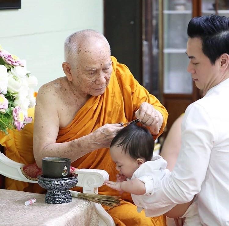 ชมพู่-น็อต-สายฟ้า-พายุ