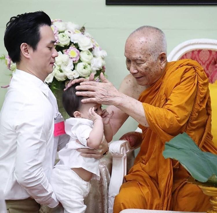 ชมพู่-น็อต-สายฟ้า-พายุ