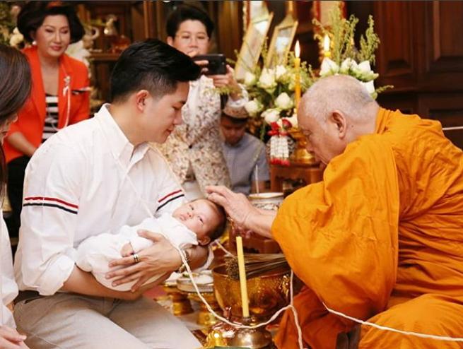 สมเด็จพระวันรัต โกนผมไฟให้ลูกชาย อั๋น ภูวนาท