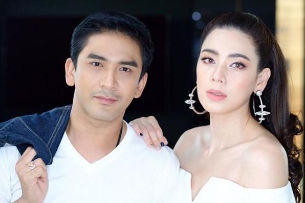 เอ๋ ป๋อ