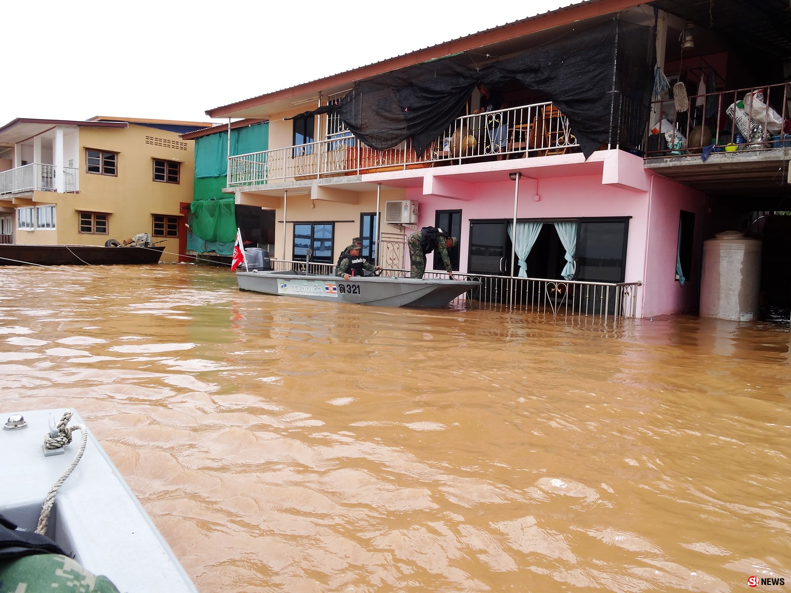 มุกดาหาร ระดับน้ำโขงยังสูง สถานีเรือมุกดาหารเฝ้าระวังติดตามอย่างใกล้ชิด