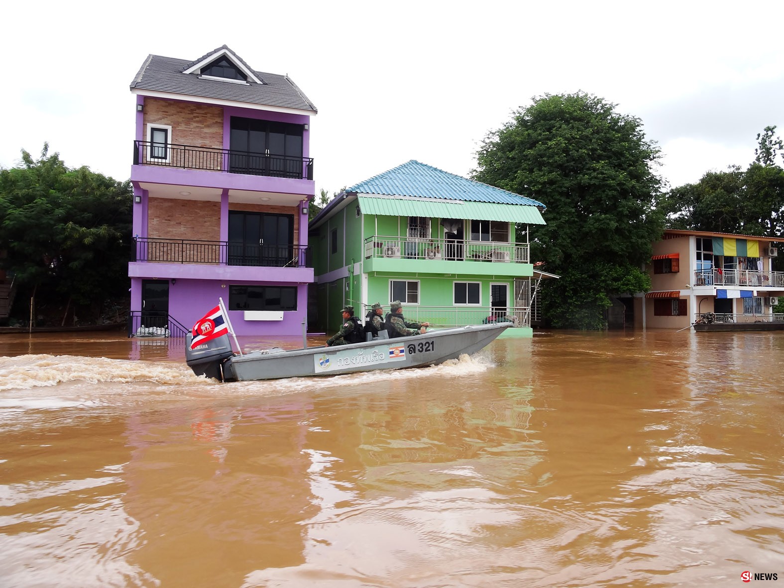มุกดาหาร ระดับน้ำโขงยังสูง สถานีเรือมุกดาหารเฝ้าระวังติดตามอย่างใกล้ชิด