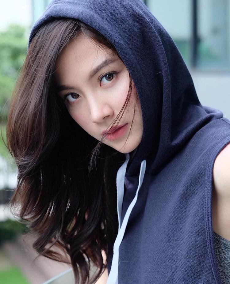 ใบเฟิร์น พิมพ์ชนก