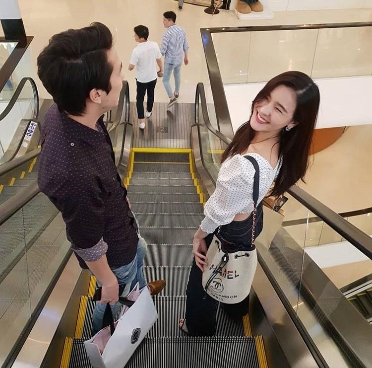 ออม สุชาร์ - แอมป์ พิธาน