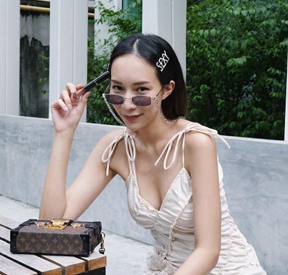 มิ้นท์ ณัฐวรา 