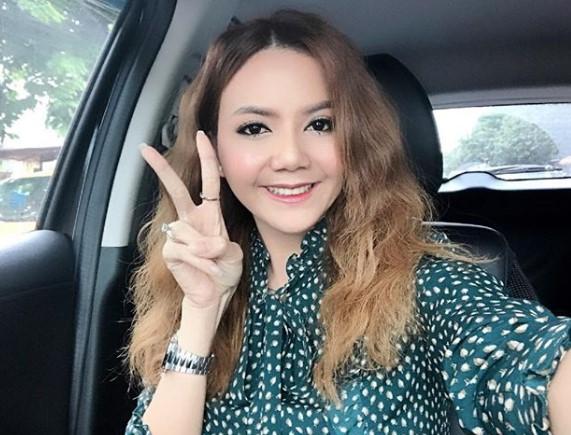 จ๊ะ อาร์สยาม