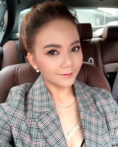 จ๊ะ อาร์สยาม