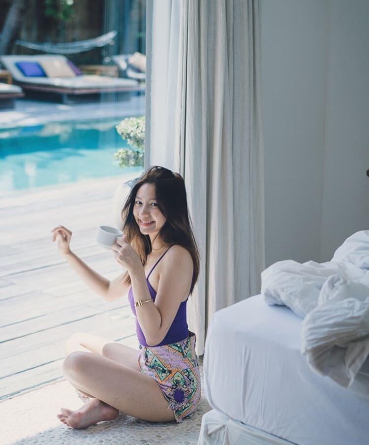 เมทัล สุขขาว