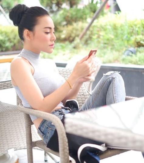 เอมมี่ อมรวรรณ