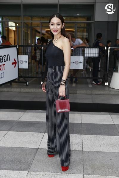 มิน พีชญา