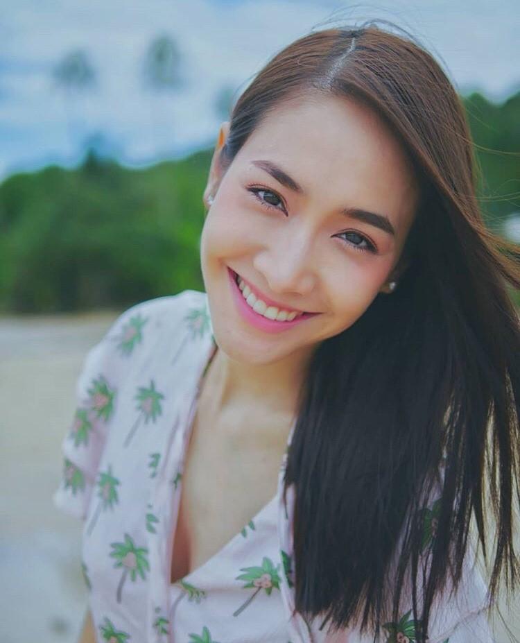 มิน พีชญา