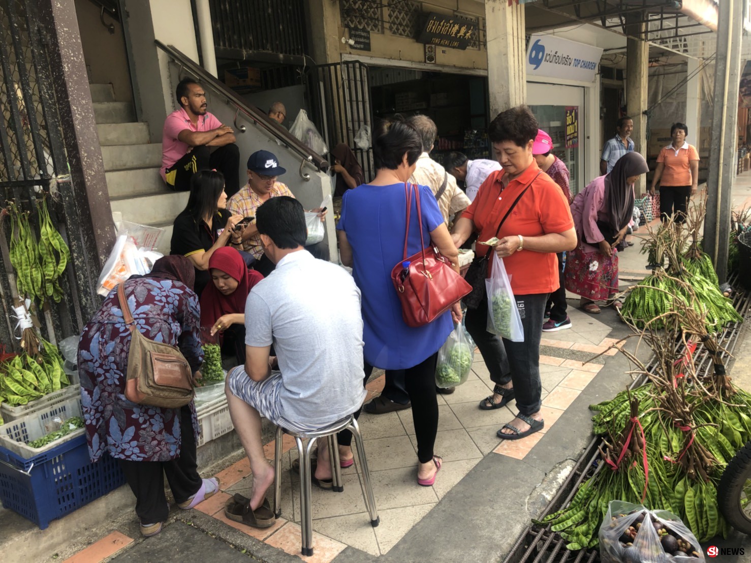 สะตอในพื้นที่อ.เบตง จ.ยะลา ขายดี นักท่องเที่ยวชาวมาเลเซีย แห่ซื้อนำไปประกอบอาหารคุณสมบัติป้องกันโรคหลากหลาย