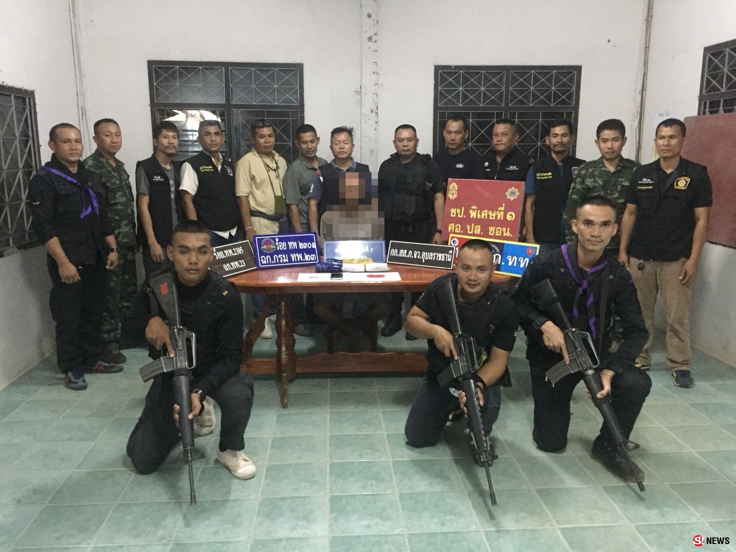 ซุ่มป่าละเมาะจับกระบะต้องสงสัย-รวบผู้ต้องหาปล่อยยานรก ยึดยาบ้ากว่า 6,000 เม็ด