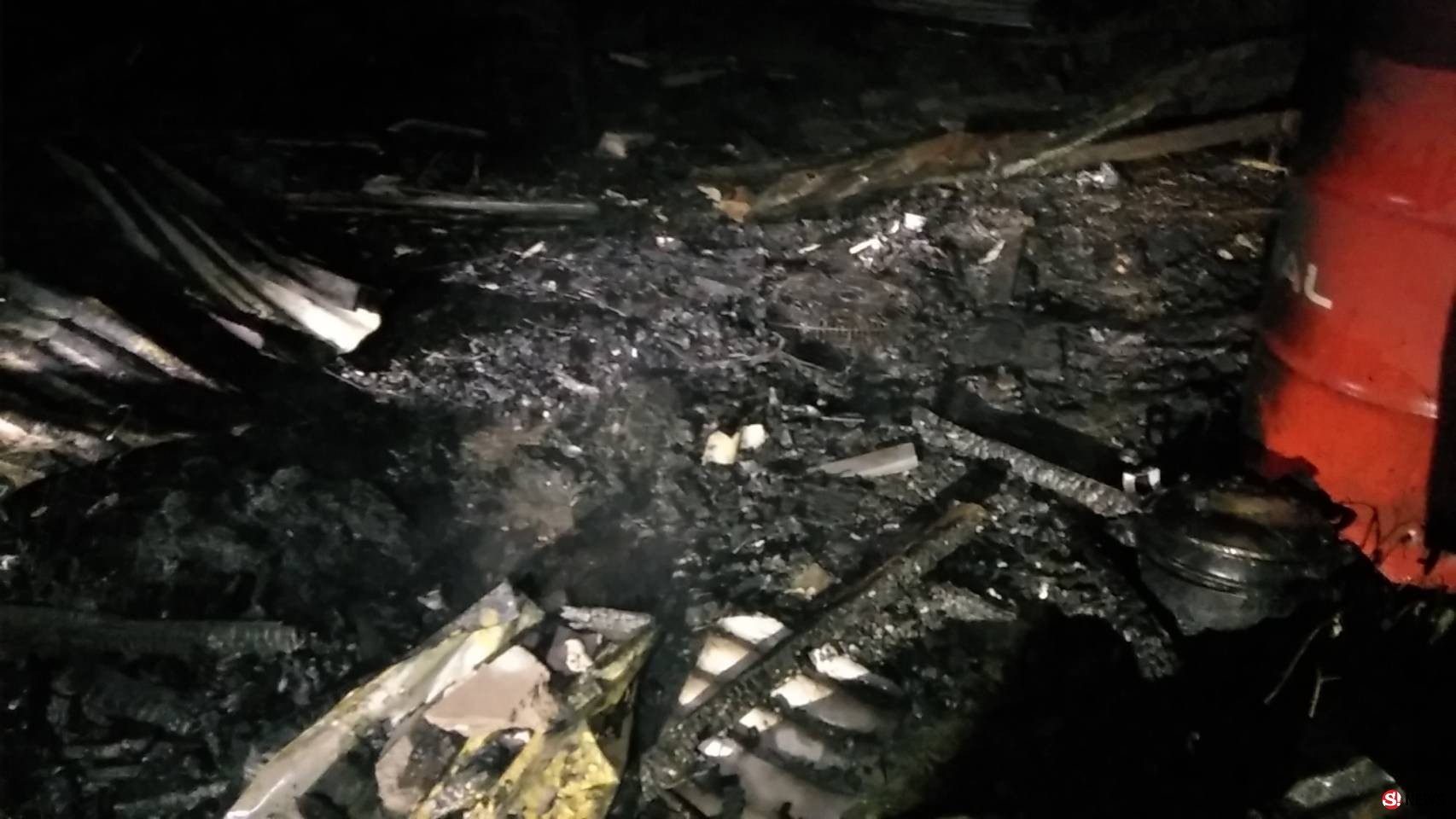 เซียนไก่ร้องไห้โฮ-เพลิงไหม้ซุ้มไก่ชนพ่อแม่พันธุ์ค่าตัวแพงตายเรียบ