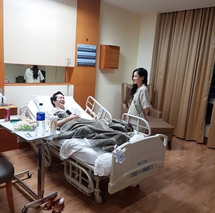 ออม สุชาร์ - แอมป์ พิธาน