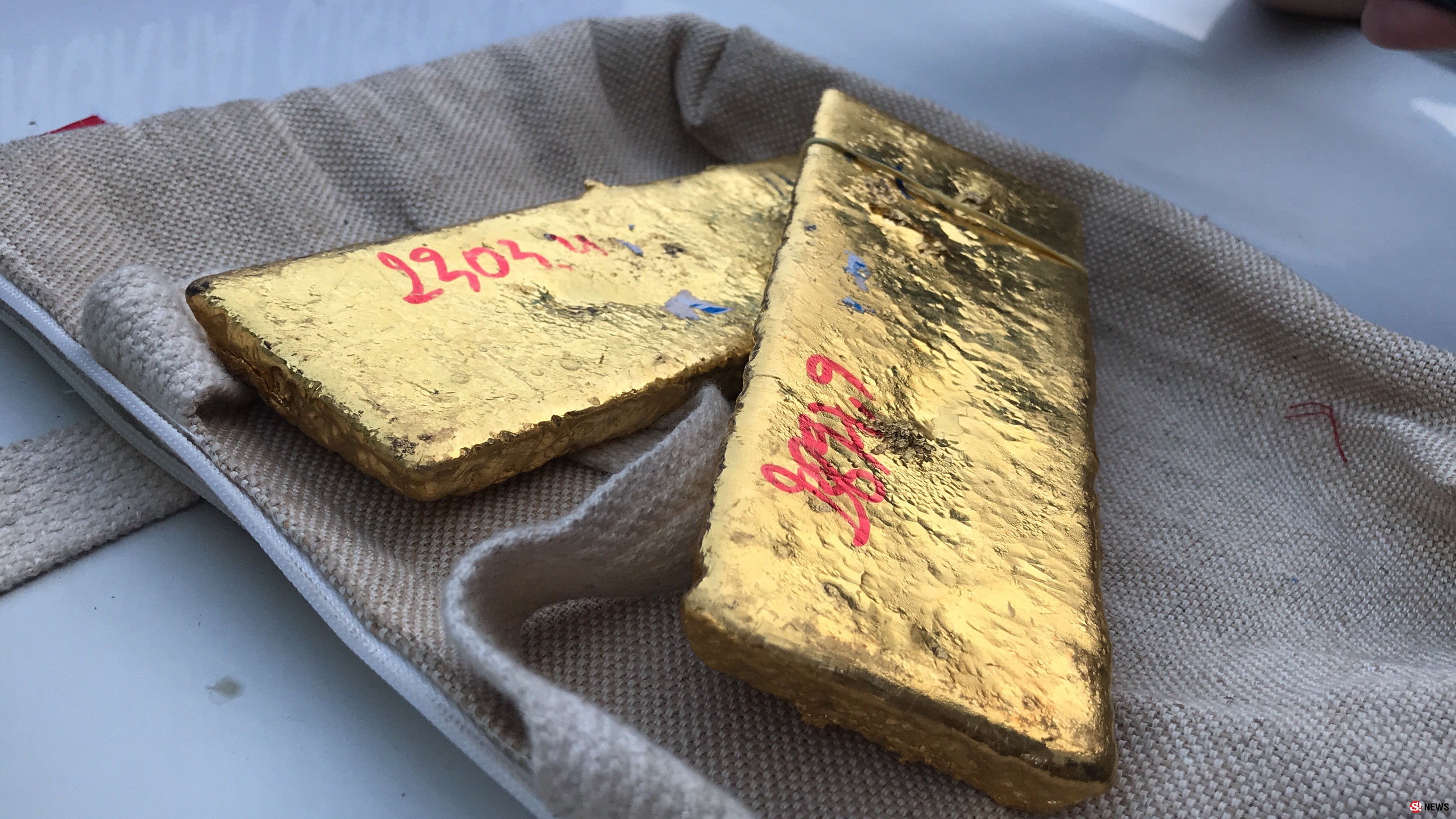 หนองคาย ศุลกากรยึดทองคำแท่งลอบนำเข้า5กิโลกรัม