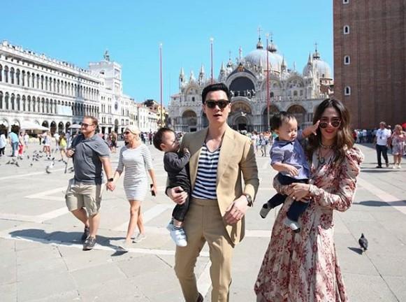 ครอบครัว ชมพู่ อารยา