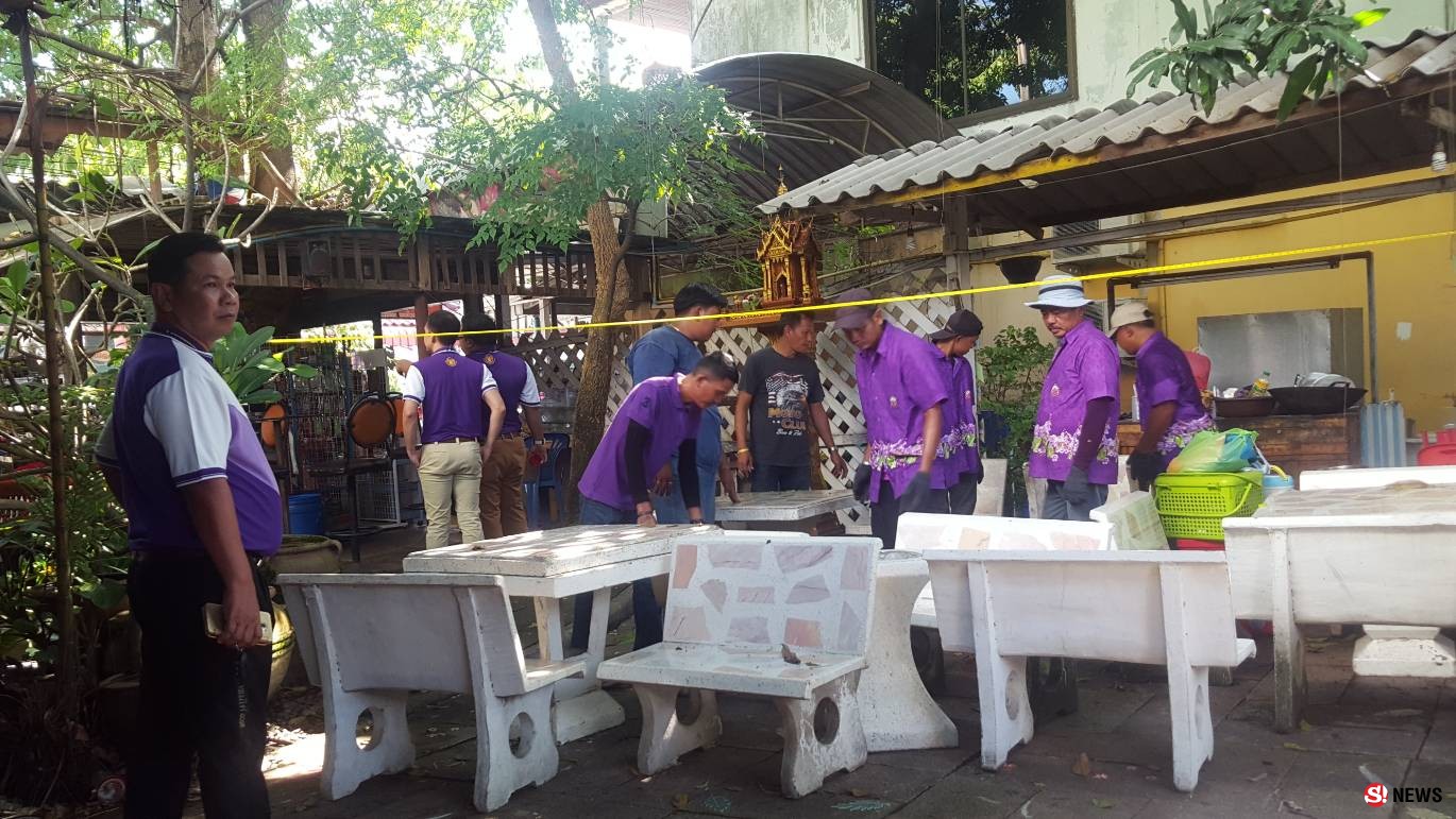 เจ้าหน้าที่รื้อถอนห้องแถวน้องชายนักการเมืองชื่อดัง เจ้าตัวโต้ฝั่งตรงข้ามทำไมไม่รื้อ?