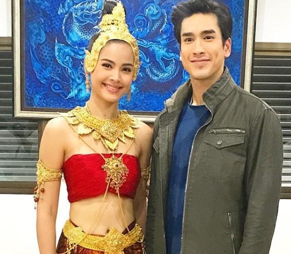 ณเดชน์ ญาญ่า 