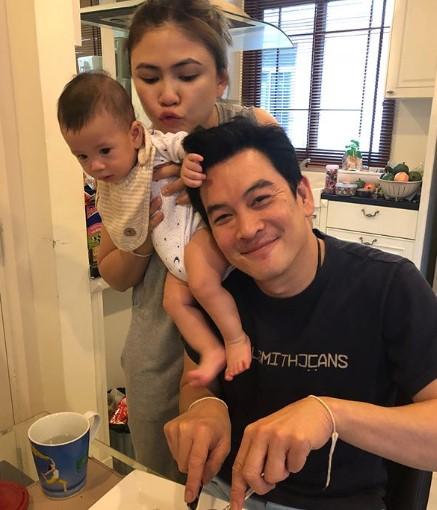 น้องโพธิ์ พ่อชาคริต แม่แอน