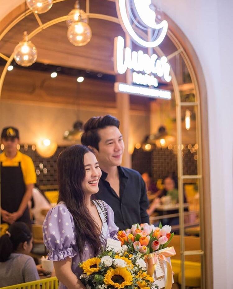 ออม สุชาร์ - แอมป์ พิธาน