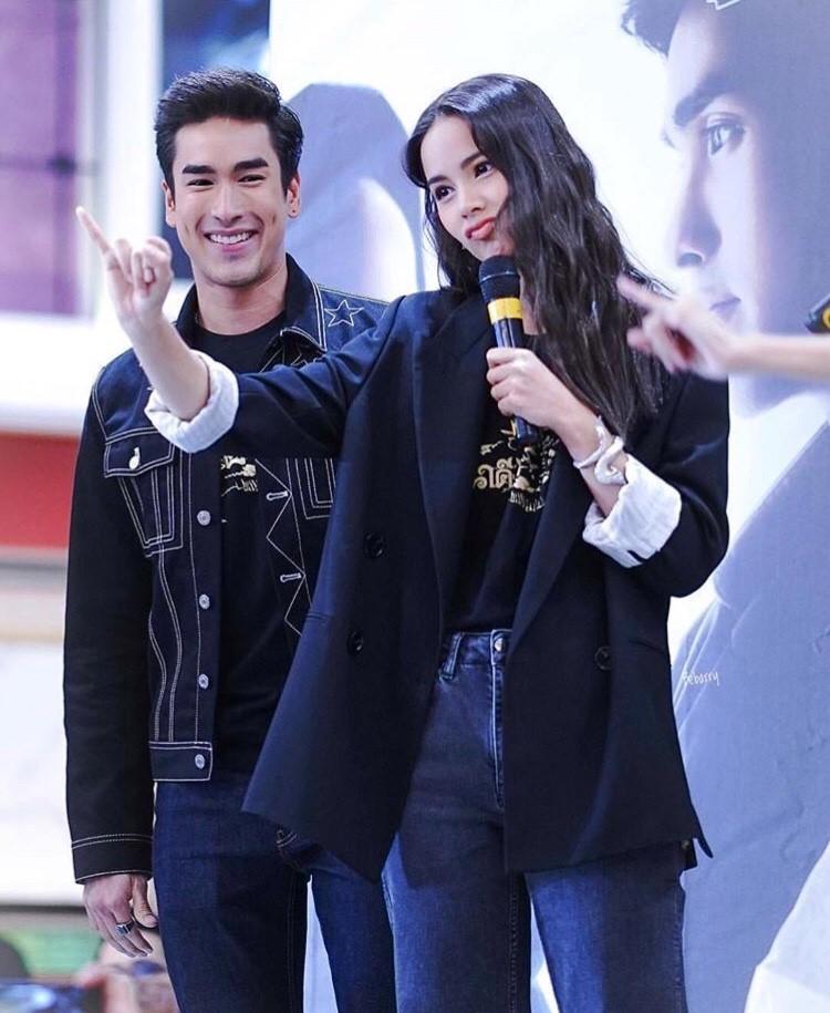 ญาญ่า อุรัสยา - ณเดชน์ คูกิมิยะ