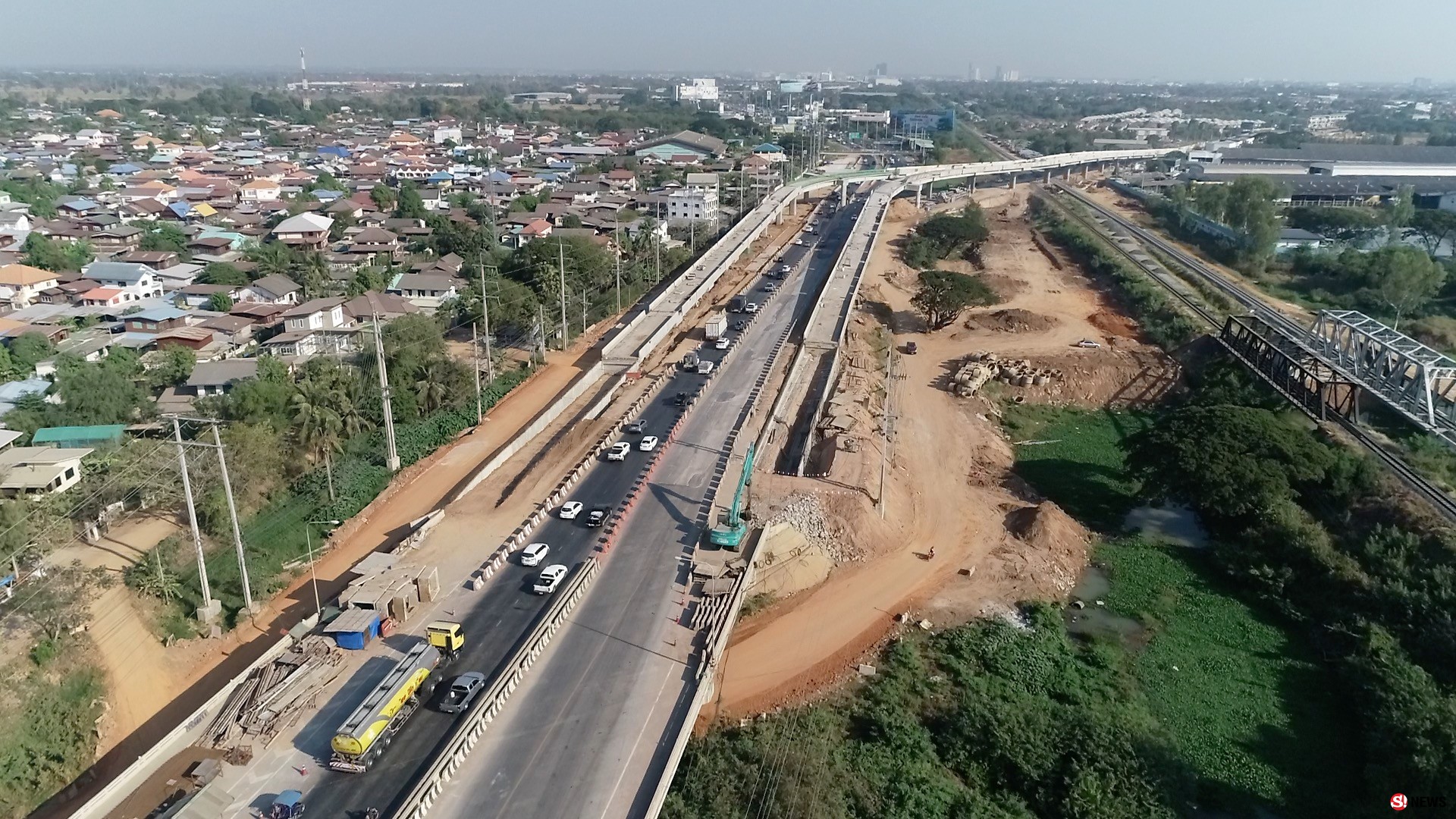 ปีใหม่กลับก่อนไม่รอแล้วนะ! ถ.มิตรภาพเริ่มคึกคัก-พ่อเมืองขอนแก่นแนะ “กายพร้อม-เมาไม่ขับ”