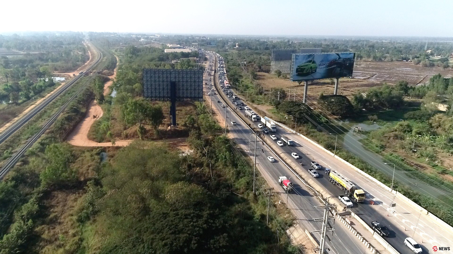 ปีใหม่กลับก่อนไม่รอแล้วนะ! ถ.มิตรภาพเริ่มคึกคัก-พ่อเมืองขอนแก่นแนะ “กายพร้อม-เมาไม่ขับ”