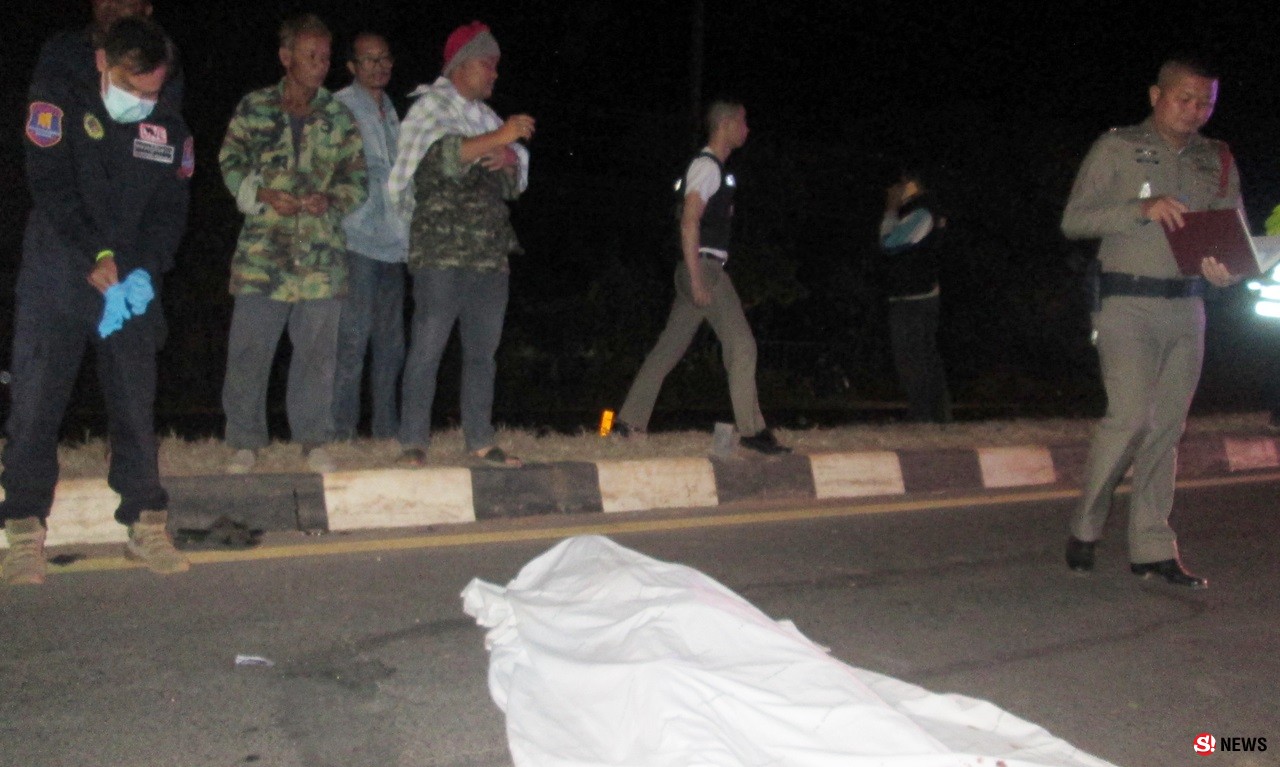 สังเวยอีกศพ ยูเทิร์นมรณะ หนุ่มช่างซ่อมซ้อน จยย.กลับรถ เก๋งพุ่งชนดับ