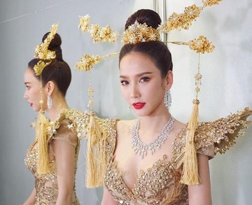 อั้ม พัชราภา 