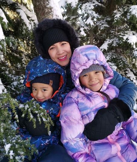 แม่กบ น้องณดา น้องณดล 